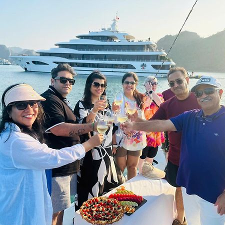 Scarlet Pearl Cruises - Wonder On Lan Ha Bay Otel Ha Long Dış mekan fotoğraf