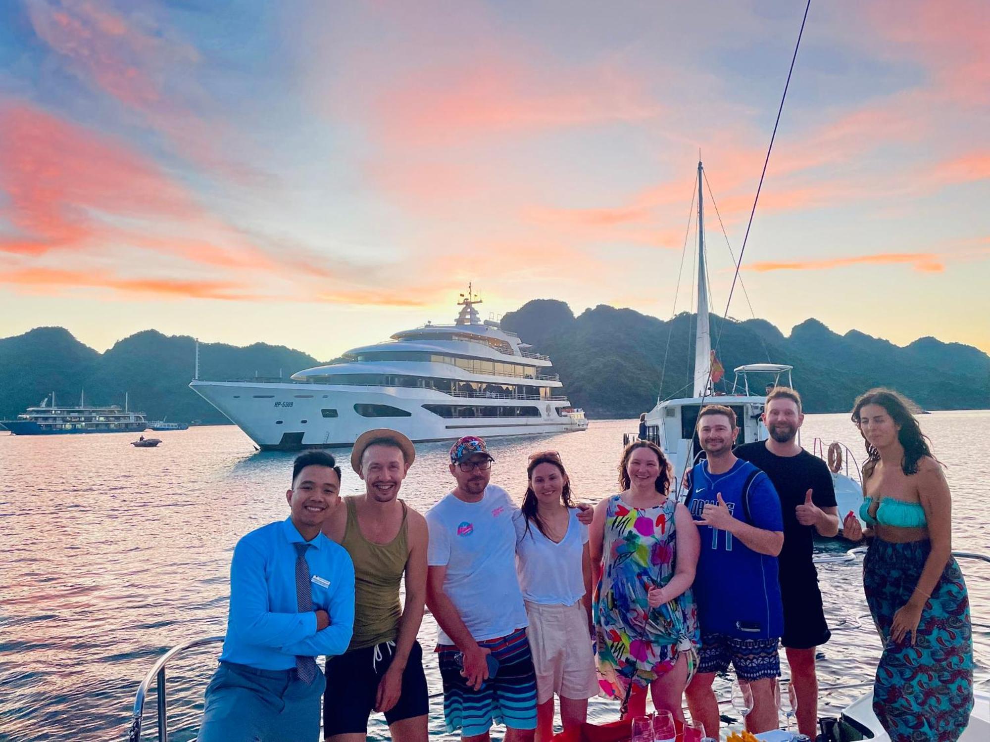 Scarlet Pearl Cruises - Wonder On Lan Ha Bay Otel Ha Long Dış mekan fotoğraf